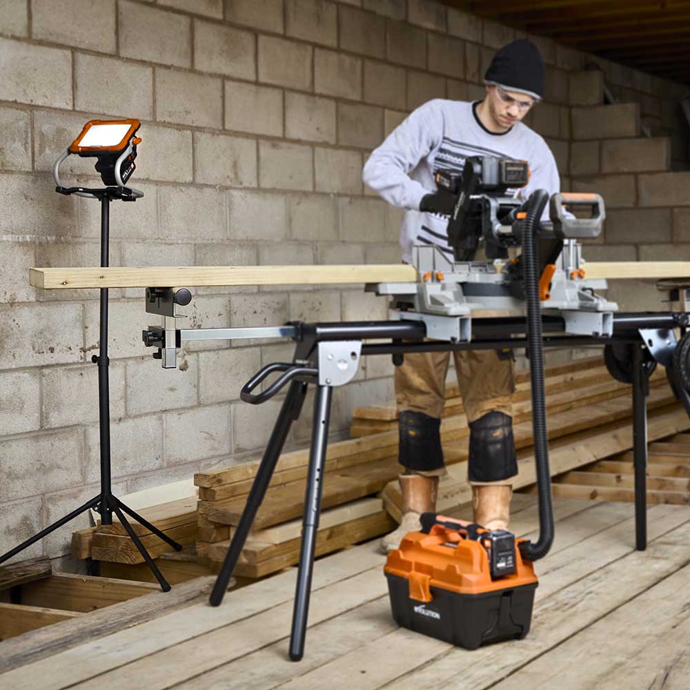 Evolution E1300TRP Accessory Tripod, Height Adjustable 0.8-1.3m - Image 3